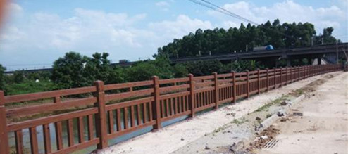 <strong>水泥欄桿木紋漆怎么報(bào)價(jià)？</strong>